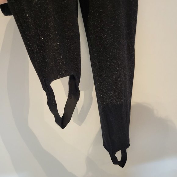Sparkly leggings with foot straps - Picture 3 of 6